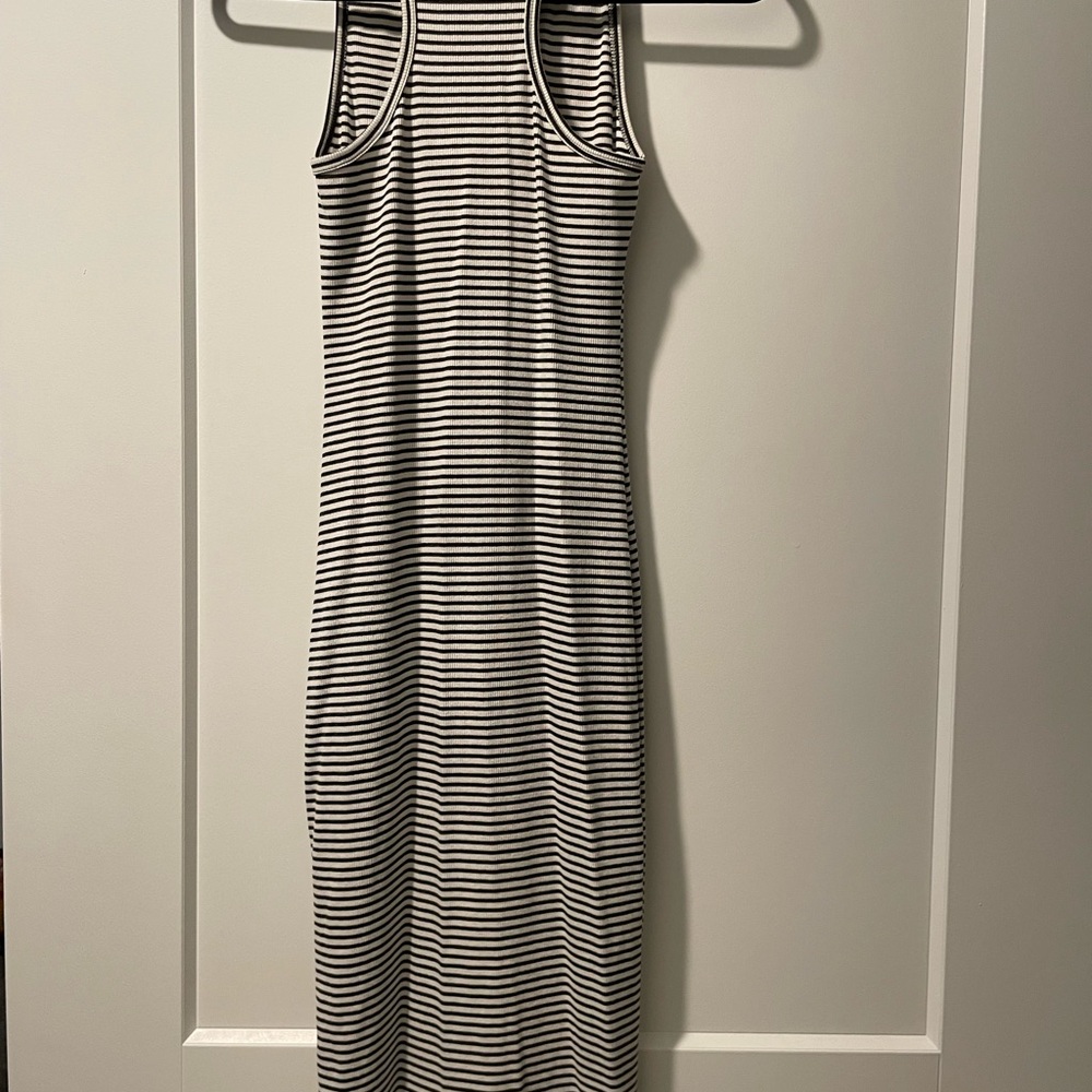 Striped Sleeveless Dress - Black and White - Picture 2 of 3